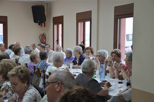 albalatillo homenaje tercera edad fiestas monegros