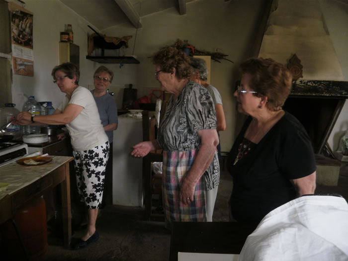 La juli con el postre