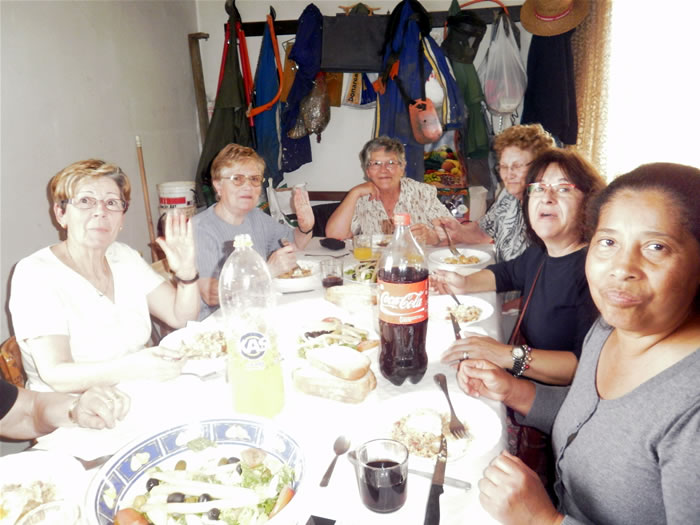 La juli con el postre