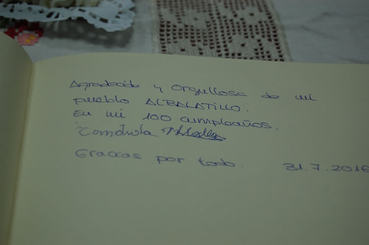 centenario candida villellas, cumplea�os candida villellas albalatillo