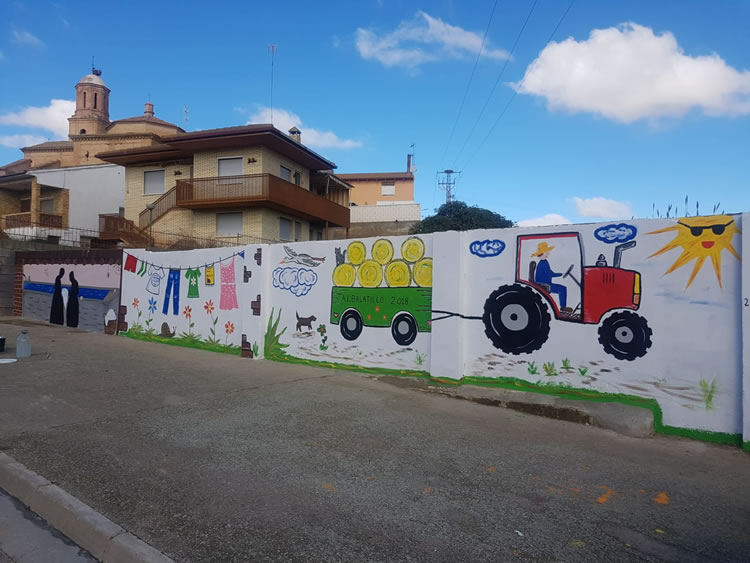 mural en pared del antiguo lavadero